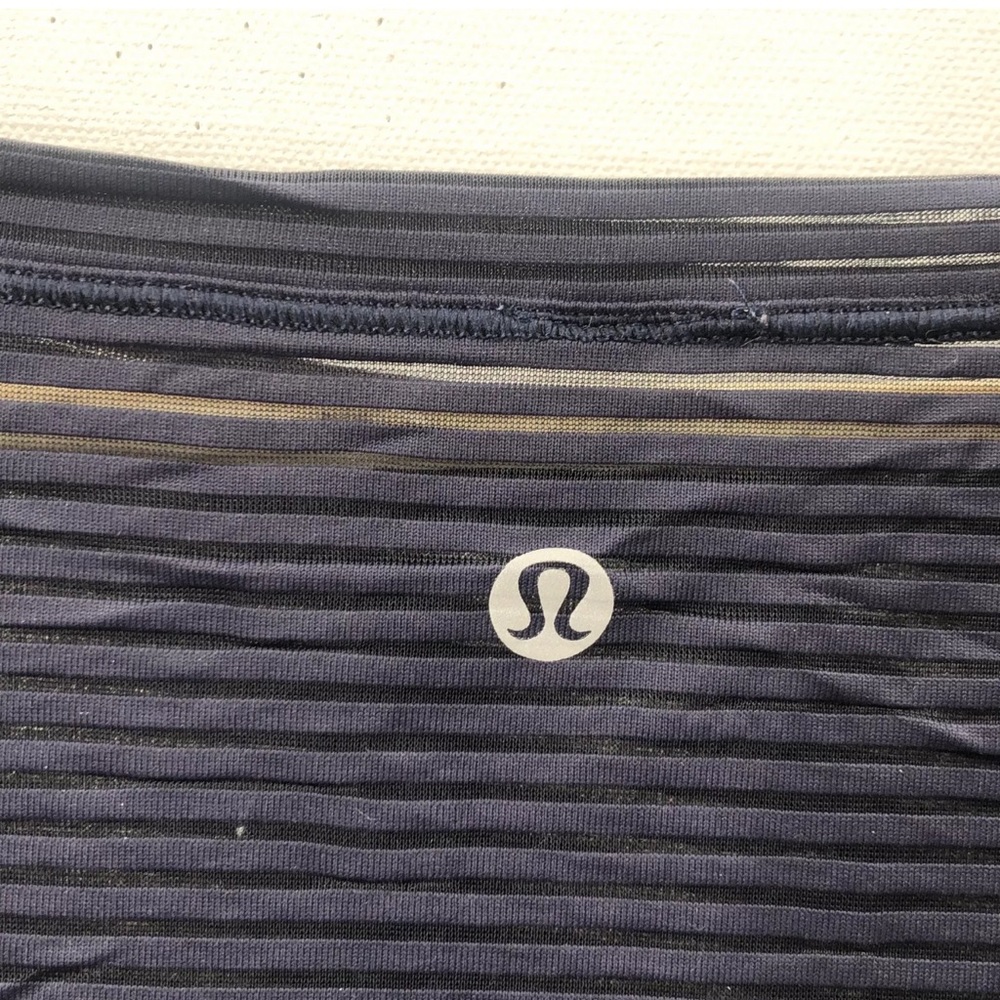 Lululemon Womens Navy blue  Pinstriped Long Sleeve Active Yog Size 6 - Picture 4 of 8